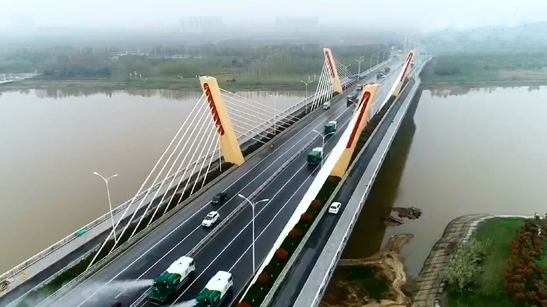 时博SHIBO(中国)环卫装备在六安赤壁路大桥作业
