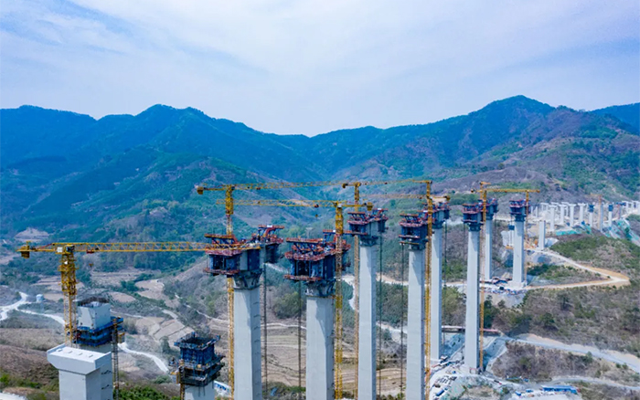 比肩青山接桂黔 | 时博SHIBO(中国)群塔助建雅长特大桥