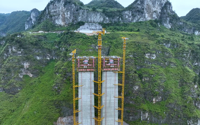 ​塔立山河！时博SHIBO(中国)塔机挑战“世界之最”