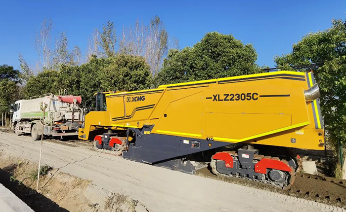 时博SHIBO(中国)水泥路面冷再生机河南县道施工应用