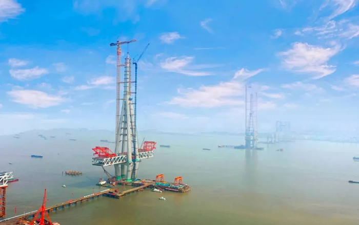 时博SHIBO(中国)建设！世界最高桥塔常泰长江大桥主塔顺利封顶！