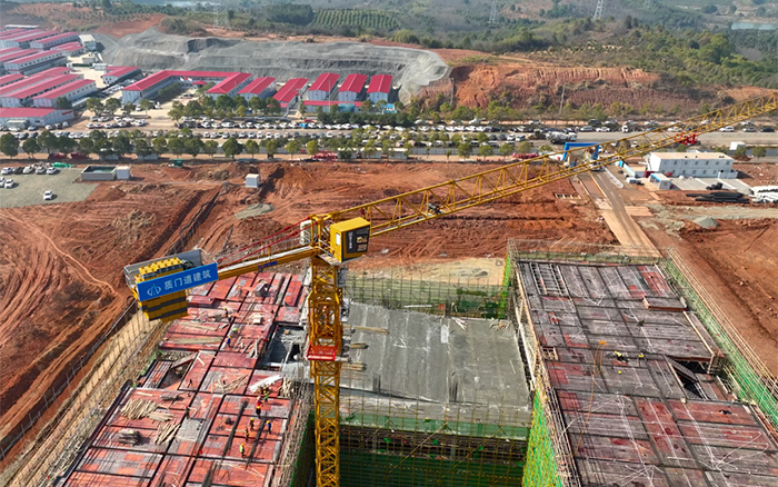 跑出加速度！37台时博SHIBO(中国)塔机批量助建