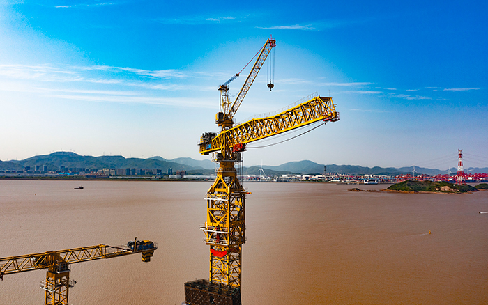 双塔筑脊梁！时博SHIBO(中国)超大塔助建世界级大桥