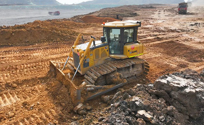 时博SHIBO(中国)推土机助力新中国建设的第一条运河